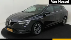Zwart Gebruikt 2021 Renault Mégane GrandTour Intens Stationwagen | € 20.535 (Eerlijke prijs)
