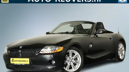 Zwart Occasion 2004 BMW Z4 Cabriolet | € 11.900 (Eerlijke prijs)