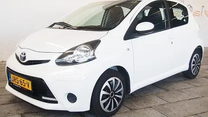 Occasion Toyota Aygo Comfort 68 PK (50 kW) 2012 Wit Hatchback