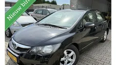 Zwart Gebruikt 2011 Honda Civic Elegance Sedan | € 4.999 (Eerlijke prijs)