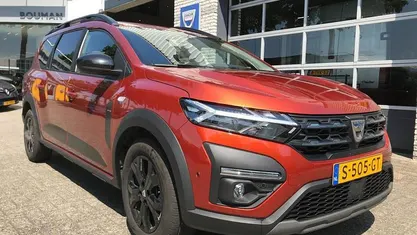 Occasion Dacia Jogger Extreme 110 PK (80 kW) 2022 Bruin MPV