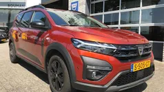 Bruin Gebruikt 2022 Dacia Jogger Extreme MPV | € 21.250 (Eerlijke prijs)