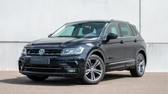 Zwart Gebruikt 2019 VW Tiguan Highline SUV | € 28.740 (Eerlijke prijs)