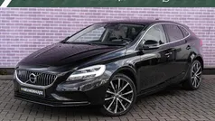 Zwart Gebruikt 2017 Volvo V40 Inscription Stationwagen | € 17.694 (Eerlijke prijs)