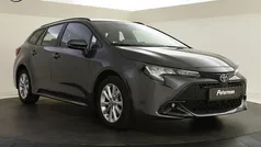 Gebruikt 2023 Toyota Corolla Hybrid Active Stationwagen | € 26.899 (Super prijs)