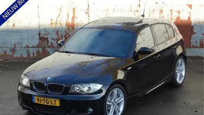 Zwart (metallic) Gebruikt 2006 BMW 130 M Sport Hatchback | € 8.950 (Goede deal)