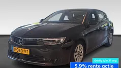 Zwart Gebruikt 2022 Opel Astra Edition Hatchback | € 18.940 (Eerlijke prijs)