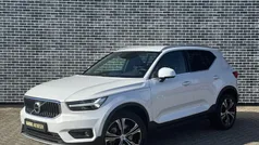 Wit Gebruikt 2022 Volvo XC40 Inscription SUV | € 36.694 (Eerlijke prijs)