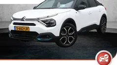 Gebruikt 2023 Citroën e-C4 Shine SUV | € 19.380 (Goede deal)