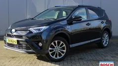 Zwart Gebruikt 2017 Toyota RAV4 SUV | € 21.950 (Goede deal)