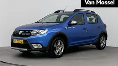 Blauw Gebruikt 2019 Dacia Sandero Stepway Hatchback | € 11.435 (Eerlijke prijs)