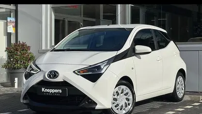 Occasion Toyota Aygo X-play 73 PK (53 kW) 2019 Hatchback