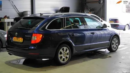 Gebruikt 2011 Skoda Superb Business Line Stationwagen | € 6.650 (Eerlijke prijs)