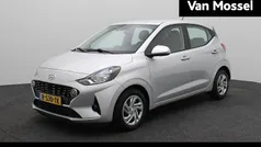 Grijs Gebruikt 2022 Hyundai i10 Comfort Hatchback | € 12.240 (Eerlijke prijs)