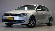 Gebruikt 2011 VW Jetta Highline Sedan | € 7.495 (Eerlijke prijs)