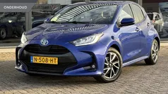 Blauw Gebruikt 2021 Toyota Yaris Hybrid Hatchback | € 18.900 (Eerlijke prijs)