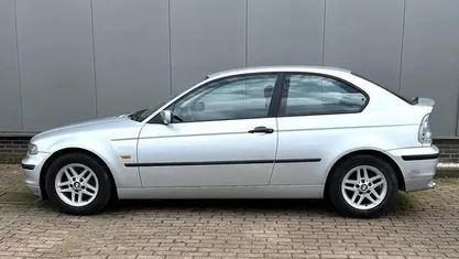 Gebruikt 2002 BMW 316 Compact Hatchback | € 2.250 (Eerlijke prijs)