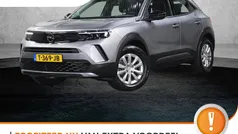 Grijs, metallic lak Gebruikt 2023 Opel Mokka-e SUV | € 19.825 (Eerlijke prijs)