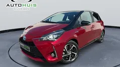 Rood Gebruikt 2019 Toyota Yaris Hatchback | € 16.745 (Eerlijke prijs)