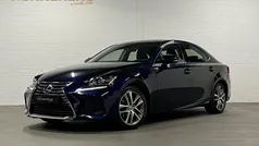 Blauw Gebruikt 2018 Lexus IS300h Business Edition Sedan | € 25.890 (Eerlijke prijs)
