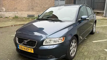 Blauw Gebruikt 2009 Volvo S40 Sedan | € 3.445 (Goede deal)
