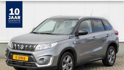 Grijs Occasion 2019 Suzuki Vitara SUV | € 18.195 (Eerlijke prijs)