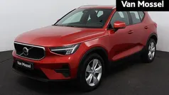 Rood Gebruikt 2022 Volvo XC40 Momentum SUV | € 34.940 (Super prijs)