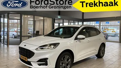 Wit Occasion 2021 Ford Kuga ST-Line SUV | € 24.450 (Eerlijke prijs)