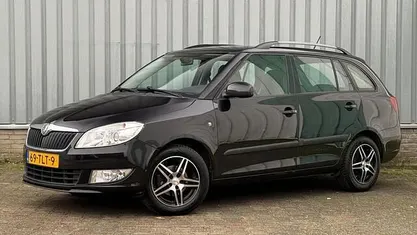 Zwart Occasion 2012 Skoda Fabia Comfort Stationwagen | € 2.990 (Eerlijke prijs)