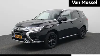 Gebruikt 2021 Mitsubishi Outlander P-HEV SUV | € 25.900 (Eerlijke prijs)