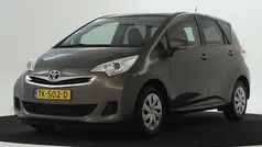 Gebruikt 2015 Toyota Verso-S Limited MPV | € 12.990 (Super prijs)