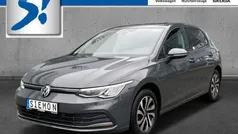 Grijs Gebruikt 2022 VW Golf VIII Life Sedan | € 30.534 (Eerlijke prijs)