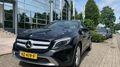 Zwart Gebruikt 2016 Mercedes GLA180 Ambition SUV | € 17.900 (Eerlijke prijs)