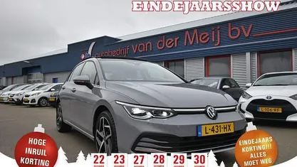 Gebruikt 2021 VW Golf VIII Style Hatchback | € 21.999 (Eerlijke prijs)