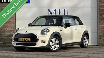 Occasion 2019 Mini Cooper Hatchback | € 18.895 (Eerlijke prijs)