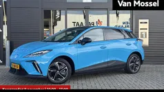 Blauw Gebruikt 2023 MG MG4 EV Luxury Hatchback | € 23.995 (Eerlijke prijs)