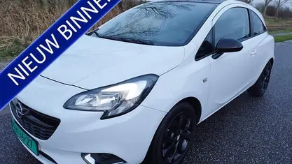 Wit Gebruikt 2017 Opel Corsa Color Edition Hatchback | € 8.850 (Eerlijke prijs)