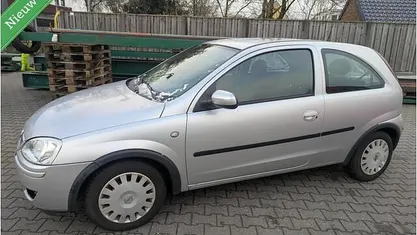 Occasion 2004 Opel Corsa Cosmo Hatchback | € 999 (Goede deal)