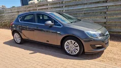 Grijs Gebruikt 2014 Opel Astra Hatchback | € 6.450 (Eerlijke prijs)