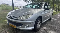 Grijs Gebruikt 2003 Peugeot 206 Stationwagen | € 650 (Goede deal)