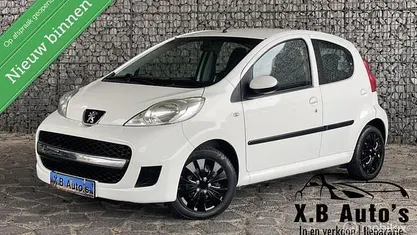 Wit Gebruikt 2011 Peugeot 107 Hatchback | € 3.240 (Eerlijke prijs)