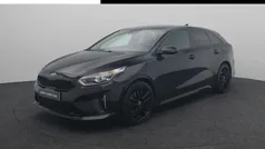 Zwart, metallic lak Gebruikt 2021 Kia ProCeed GT-Line Hatchback | € 22.940 (Eerlijke prijs)