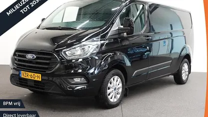 Zwart Gebruikt 2024 Ford Transit Custom Trend Van | € 31.890 (Goede deal)