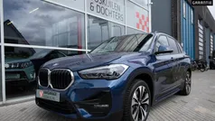 Blauw, metallic lak Gebruikt 2020 BMW X1 Sport Line SUV | € 31.450 (Eerlijke prijs)