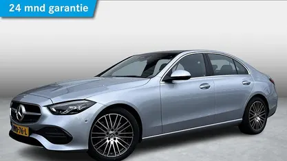 Zilver Gebruikt 2025 Mercedes C180 Luxury Sedan | € 51.950 (Eerlijke prijs)