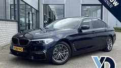Blauw, metallic lak Gebruikt 2019 BMW 530e Executive Sedan | € 26.950 (Super prijs)