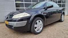 Zwart Gebruikt 2005 Renault Mégane Cabriolet Luxe Cabriolet | € 1.799 (Eerlijke prijs)