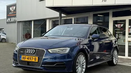 Blauw Gebruikt 2015 Audi A3 Sportback Ambition Hatchback | € 8.450 (Eerlijke prijs)
