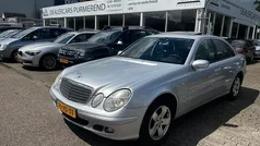 Grijs Gebruikt 2006 Mercedes E200 Elegance Sedan | € 6.450 (Eerlijke prijs)