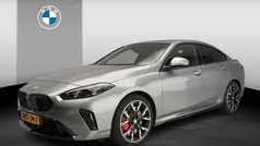 Grijs, metallic lak Gebruikt 2025 BMW 220 Comfort Edition Coupé | € 42.900 (Super prijs)